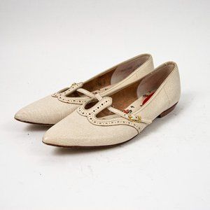 60s cream brogue style flats 8.5a/aaa / cream low flats / dark academia / mod fl